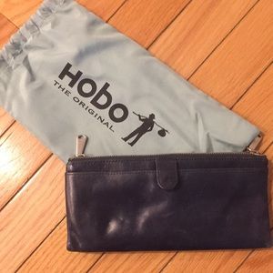 HOBO-Taylor-Navy-wallet